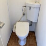 トイレ温水洗浄便座（残置物）